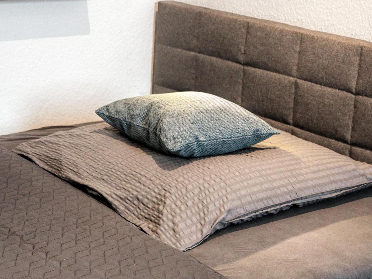 Lightplace • Groessere Gruppen • 4 Einzelzimmer • Boxspring • Smart Tv • Biergarten • Restaurant Braunschweig Bagian luar foto